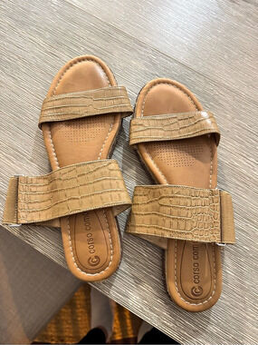 Coso Crocodile-Embossed Slide Sandals in Brown
